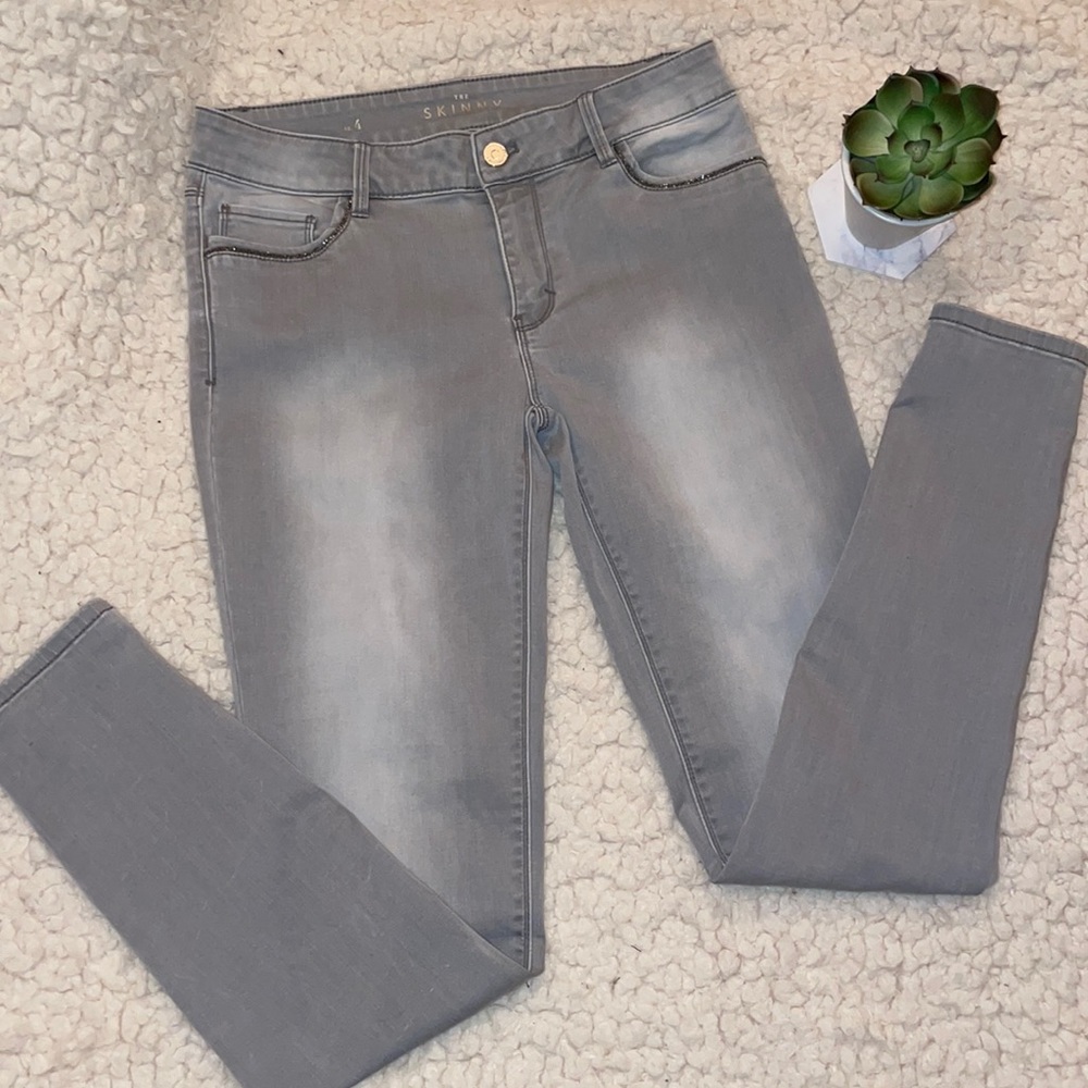 Women’s White House Black Market Jeans “The Skinny”